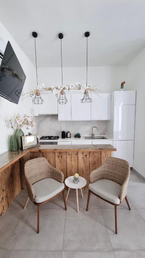 Bed and Breakfast Dimora Giusti Лечче Экстерьер фото